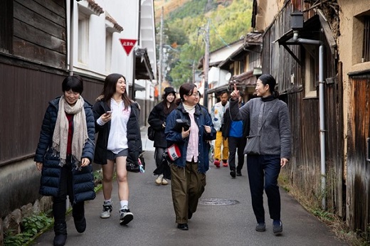 島根県の津和野町で/をアートベース・リサーチ 関連写真